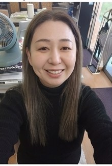 笑顔で迎える橋本美幸